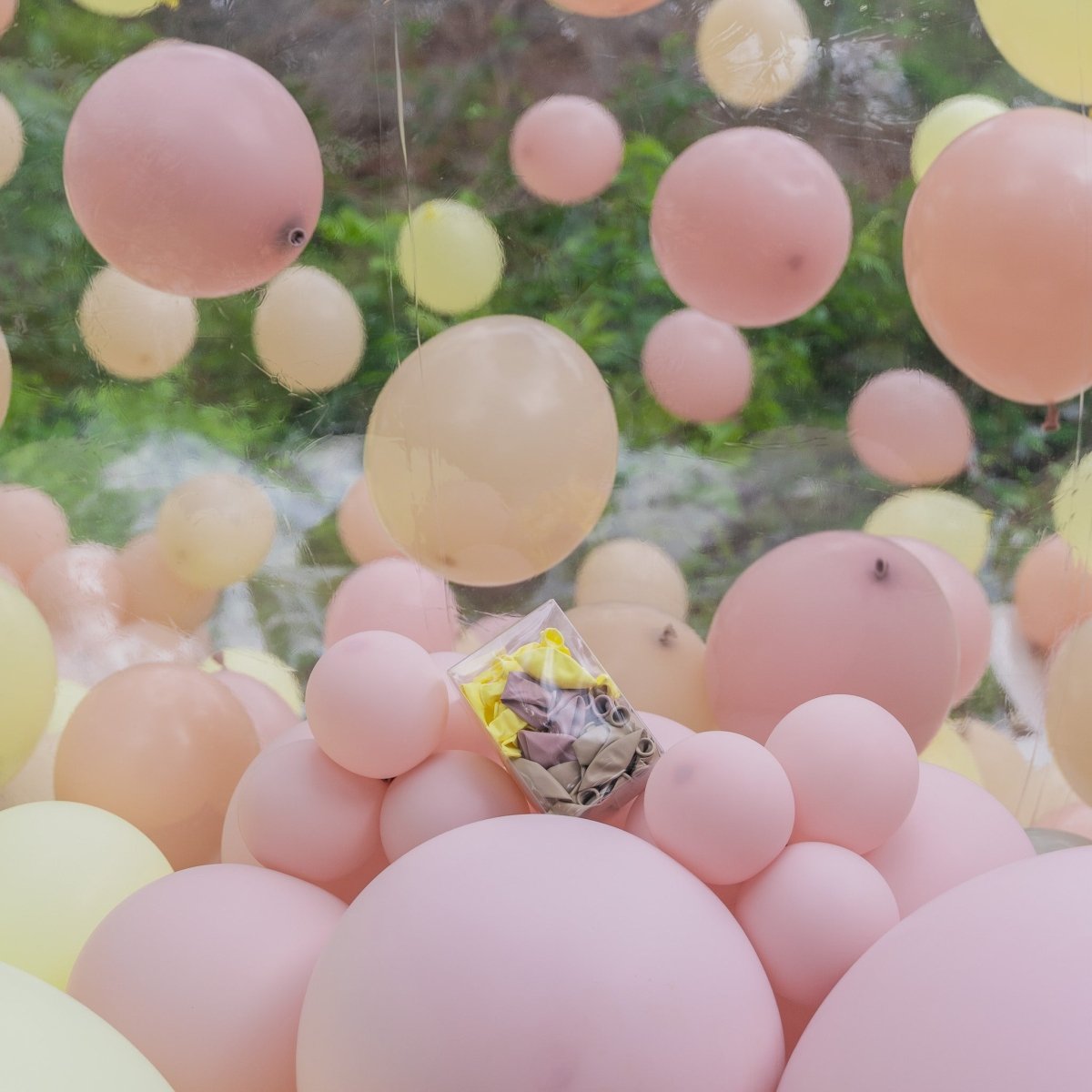 Bubble House Balloon Kit